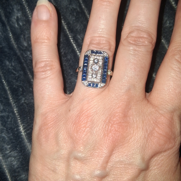 🐎NEW! Elegant Antique Style Sapphire CZ Ring Sz 6 - Picture 4 of 4